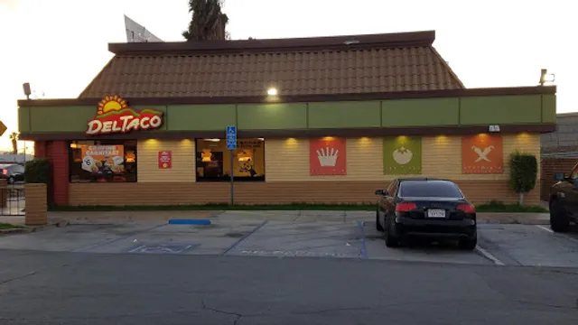 Del Taco