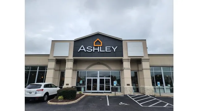 Ashley Store