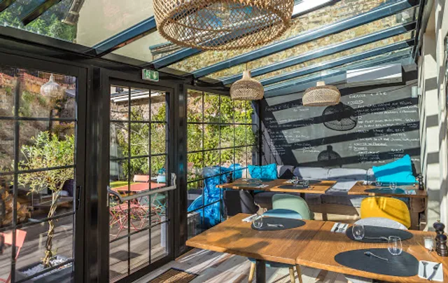 Restaurant Les Terrasses De Broglie