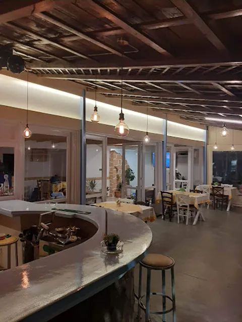 LYCHNARI (Λυχναρι)