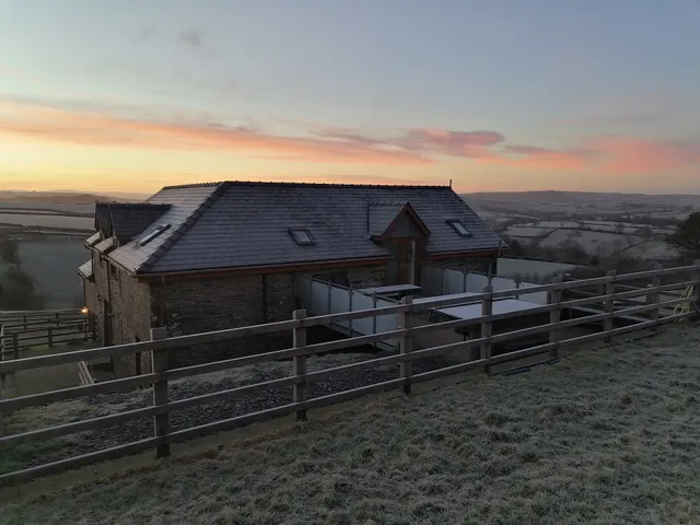 Pengelli holiday lets