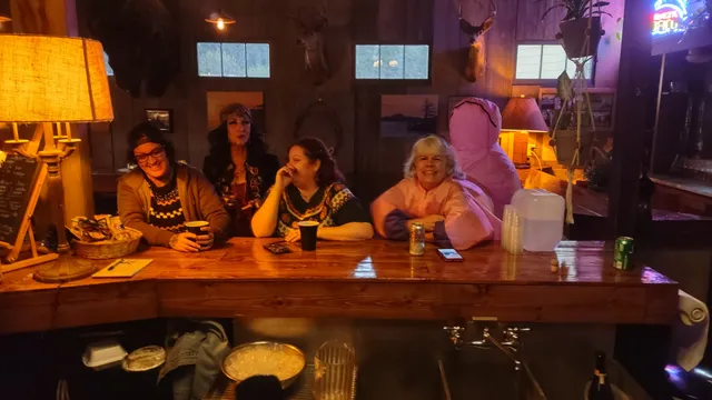 The O (Historic Saloon in Skamokawa)