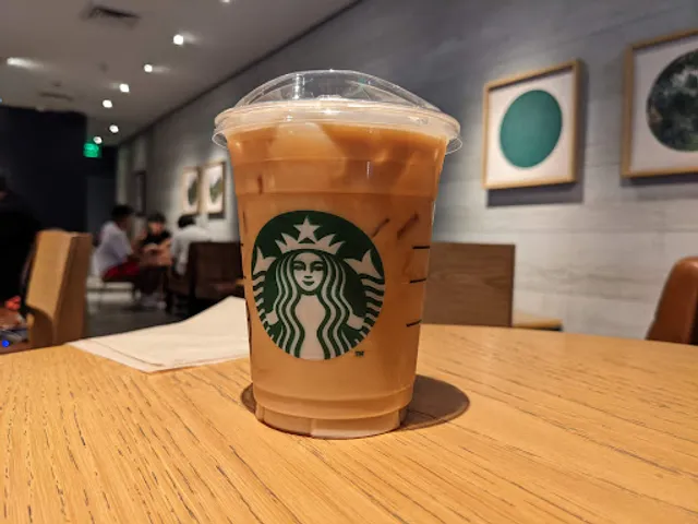 Starbucks I Tower Manila