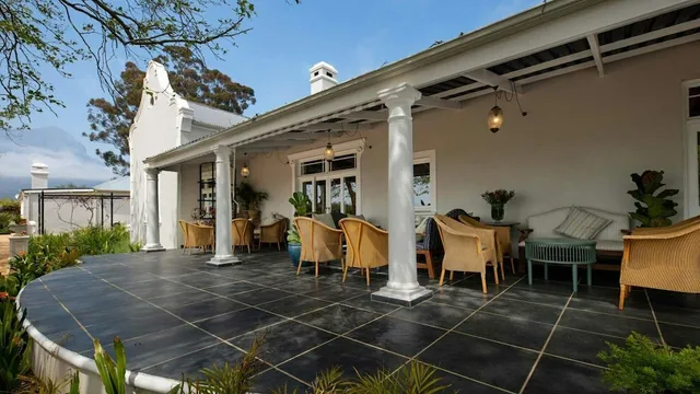 Banhoek Corner Guesthouse