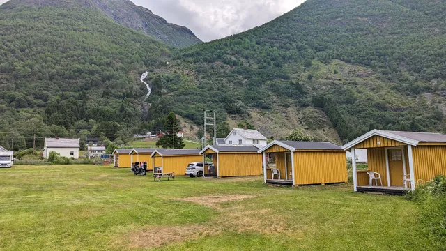 Steinklepp Hytter og Camping