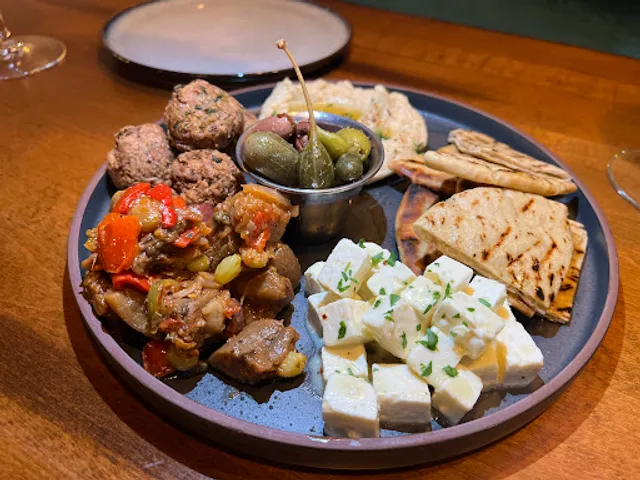 Crossroads Kitchen & Bar