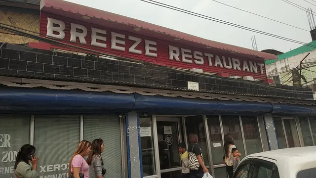 Breeze Restaurant