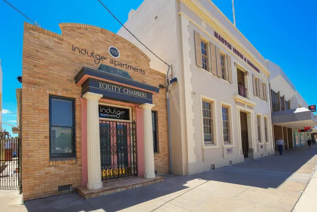 Indulge Apartments - Urban Collection