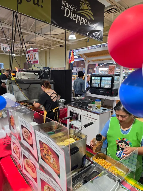 La Chiquita Tacos Y Más