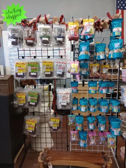 The FARMacy Barn to Table Market