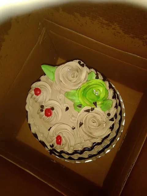 Manohar Ice Cream & Bakers