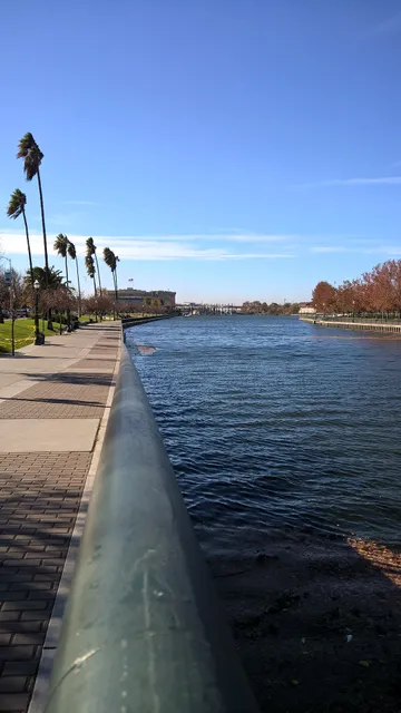 Joan Darrah Promenade