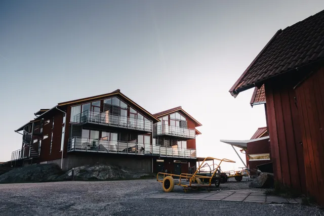 Björholmens Marina & Hotell