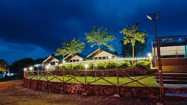 Shelby Pawana Lake Cottages & Camping Tents