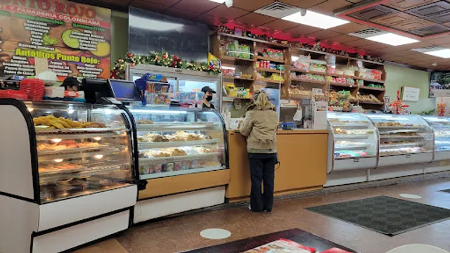 Punto Rojo Bakery Freeport 3