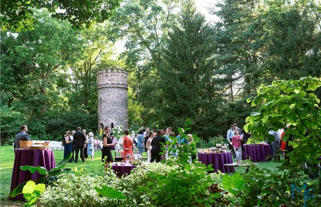 Duke Sculpture Garden at Dixon Mansion