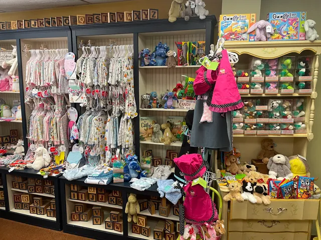 Memories Home Decor & Gifts