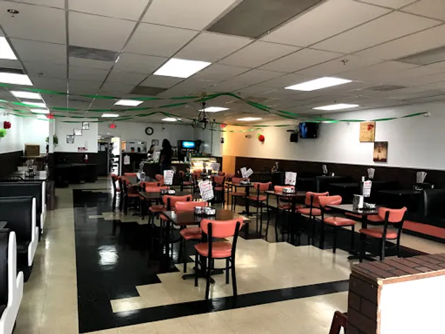 Salgado's Pupuseria y Taqueria