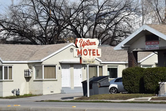 Uptown Motel
