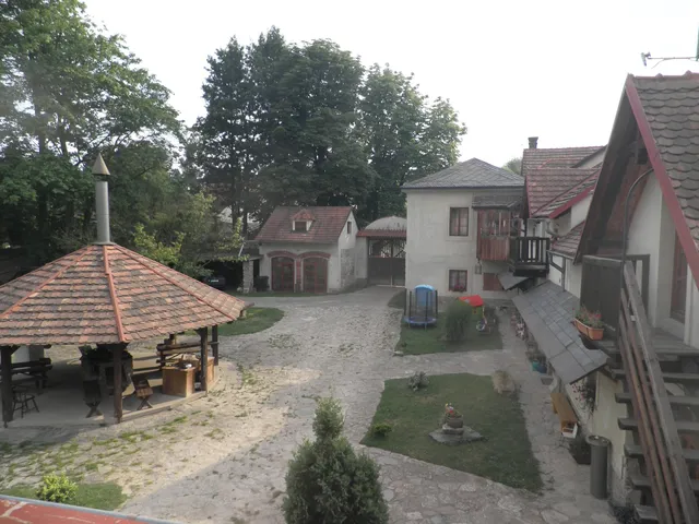 Penzion Statek Bylany