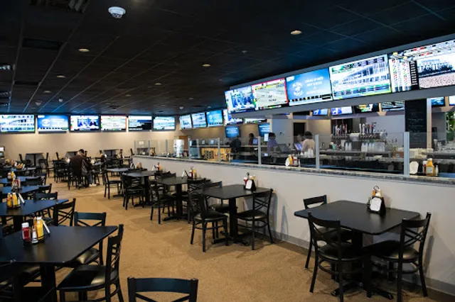 Long Shot's & Caesars Sportsbook