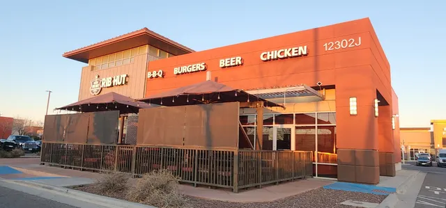 The Shops at Tierra Este