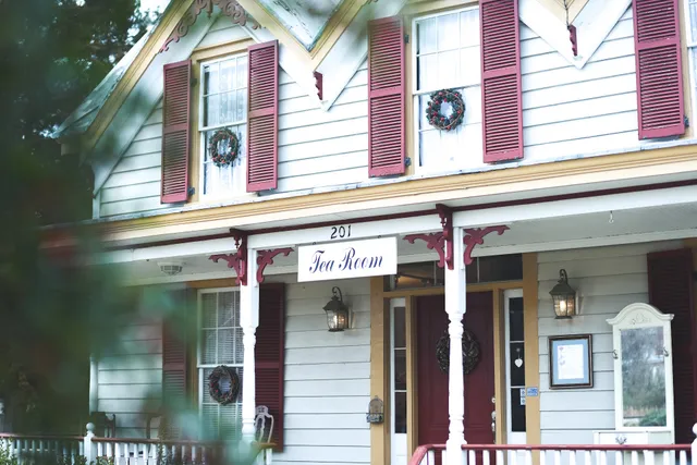 Stillwater Tea House at Rose Cottage