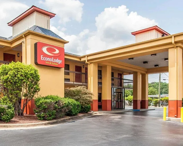 Econo Lodge Inn & Suites Tuscaloosa I-20