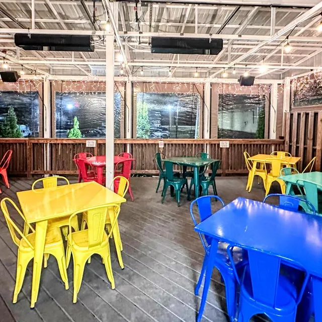 Dallas Tavern and Taphouse