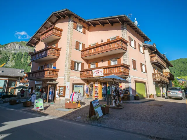 Maison Ostaria Myholiday Livigno Apartments