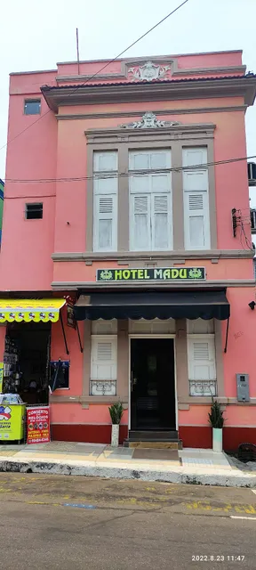 Hotel Madu