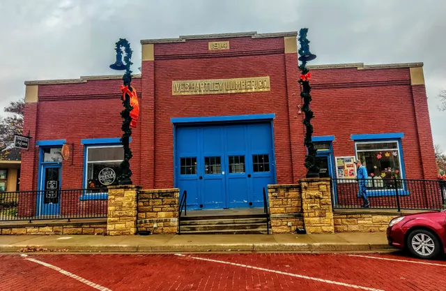 Lumberyard Arts Center, Inc