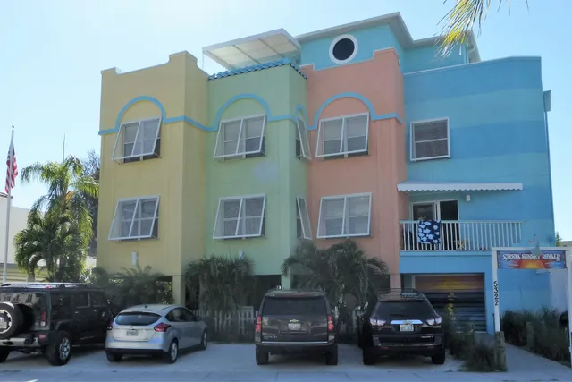 Siesta Sunset Royale Hotel