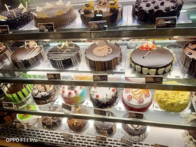 Ribbons and Balloons - The Cake Shop