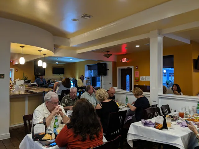 Rockafellers Station Eatery & Bar