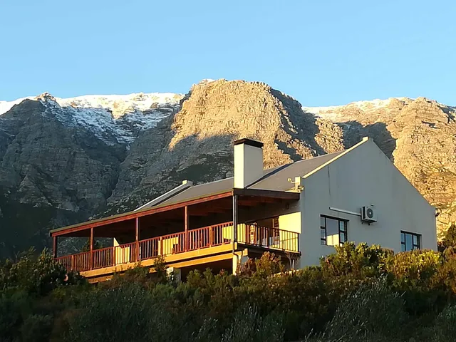 Vredehoek Guest Farm