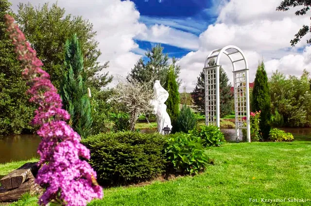 Leśny Dworek Agroturystyka - domki letniskowe, pokoje gościnne nad morzem