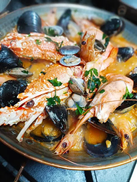 Restaurante Mar Azul by Chefe Bruno Maurício