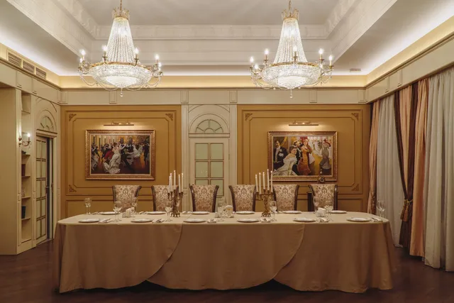 Клуб-ресторан Онегинъ