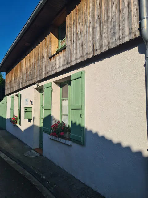 Gîte La belle eau calme - jacuzzi et sauna privatifs