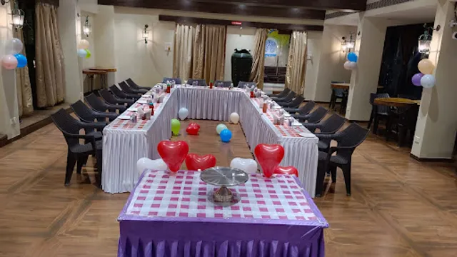 Hotel Mayurvan Family Restaurant