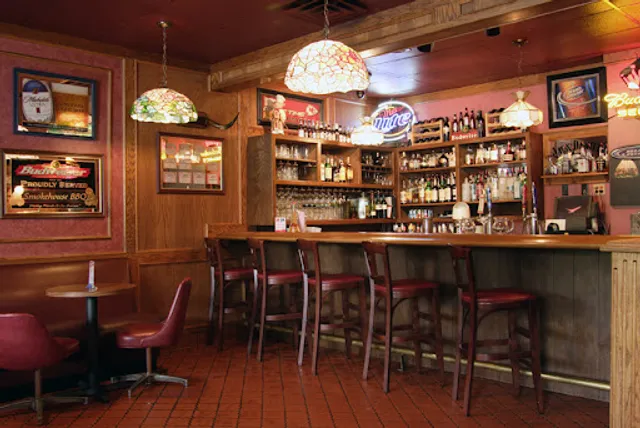 Smokehouse Barbecue-Gladstone Mo