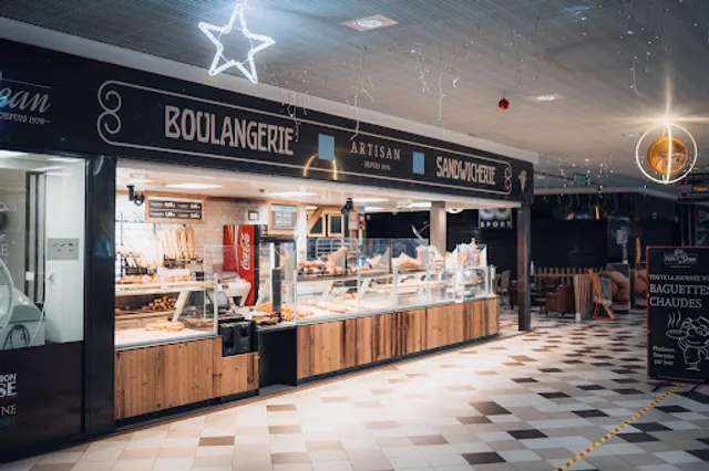 Boulangerie - Pâtisserie - Sandwicherie "Petit Jean - Les éléis"