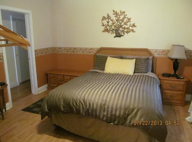 TWIN PINES BED AND BREAKFAST