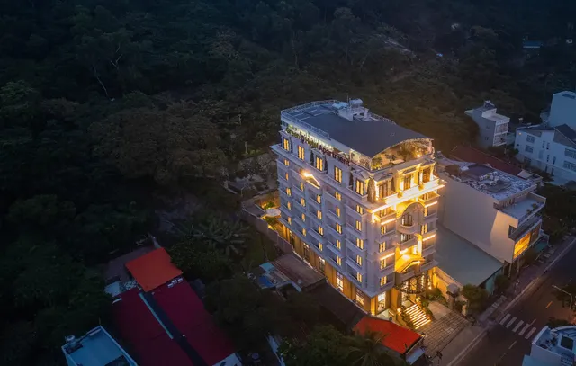 Green LP Hotel & Apartment