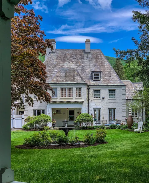 Inn on Putney Road Bed and Breakfast