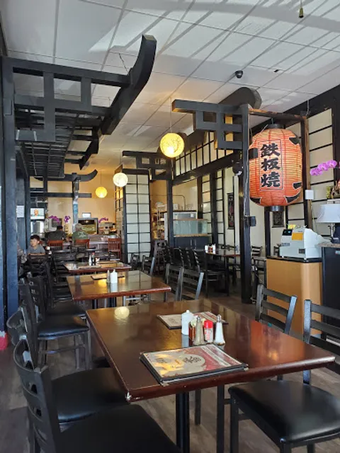 Ichiban Restaurant & Sushi