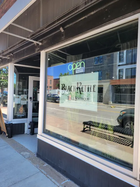 Black Kettle Tea & Bootique