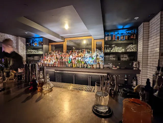 B-Side Cocktail Lounge