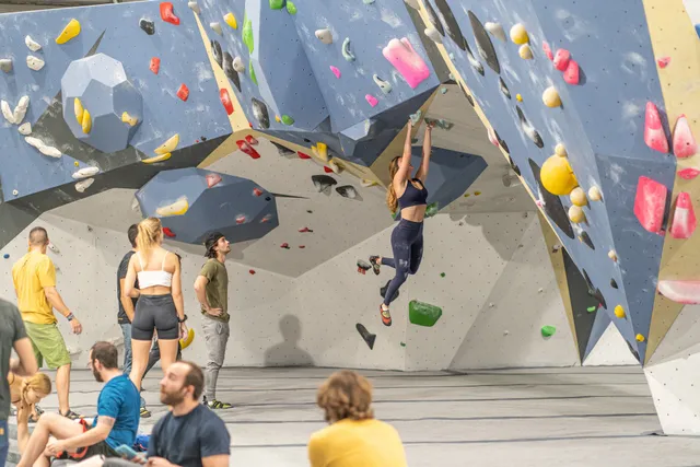 Sharma Climbing Barcelona - Rocódromo Escalada